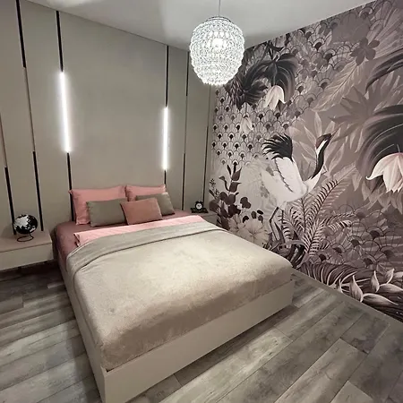 Апартаменты Lakeside Luxury